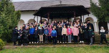 Popasuri pline de lumină și bucurie pentru 60 de elevi seminariști gălățeni