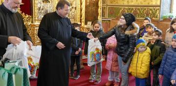 Programul social-filantropic „Ne înnoim de Sfintele Paşti“ în Arhiepiscopia Dunării de Jos